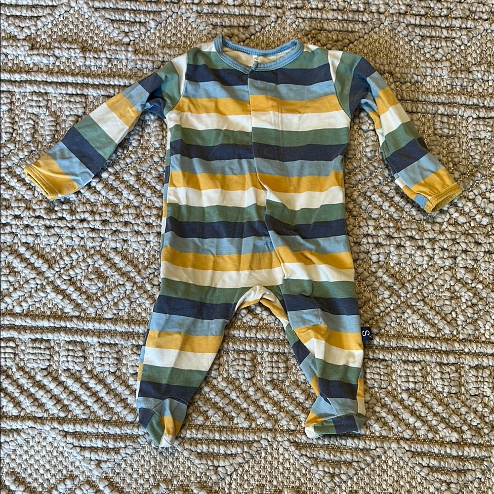 Magnetic Me Footie Pajamas, size 0-3M - Blue, Yellow, Green